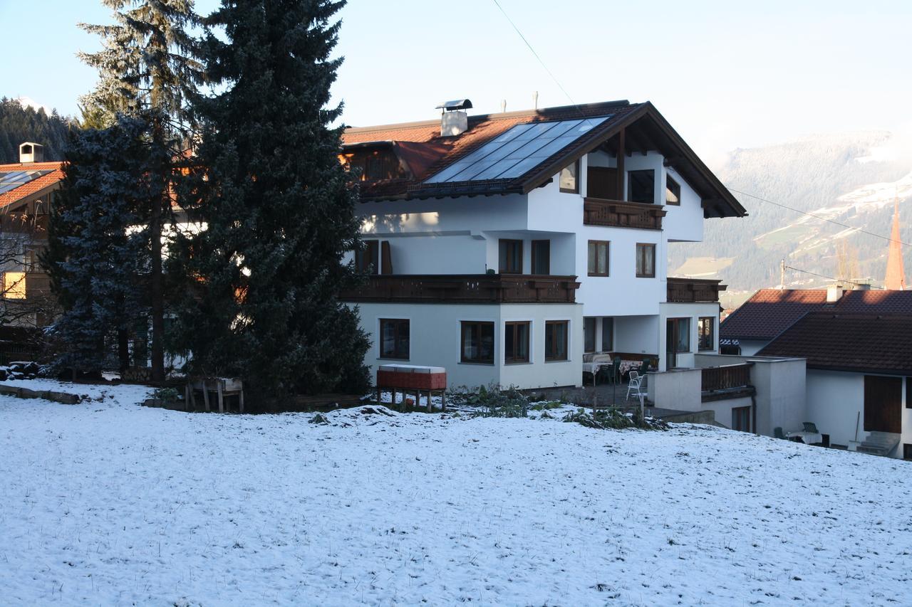 Gastehaus Treichl Hotel Fuegen Exterior photo
